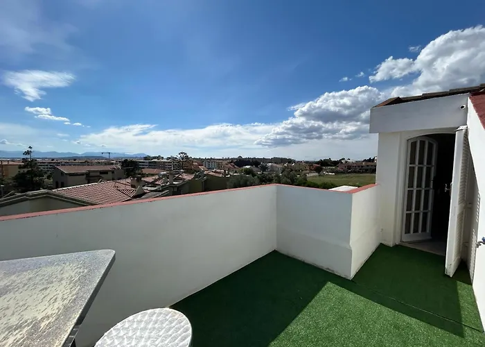 Bed And Breakfast Villa Teis Quartu SantʼElena