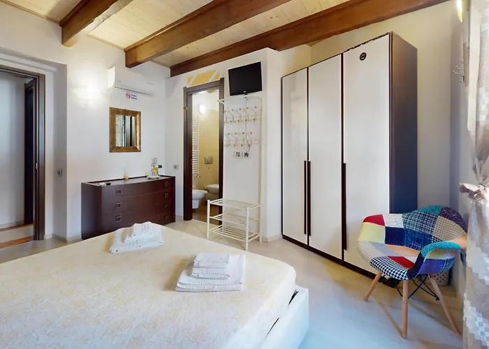 Antico Centro Quartu B&B